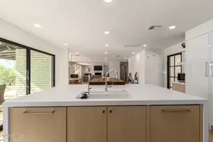 5222 N Saddle Rock Dr, Phoenix, AZ 85018 - Photo 13