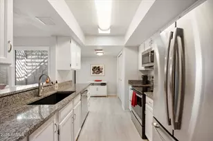 37300 N Tom Darlington Dr, Carefree, AZ 85377 - Photo 23