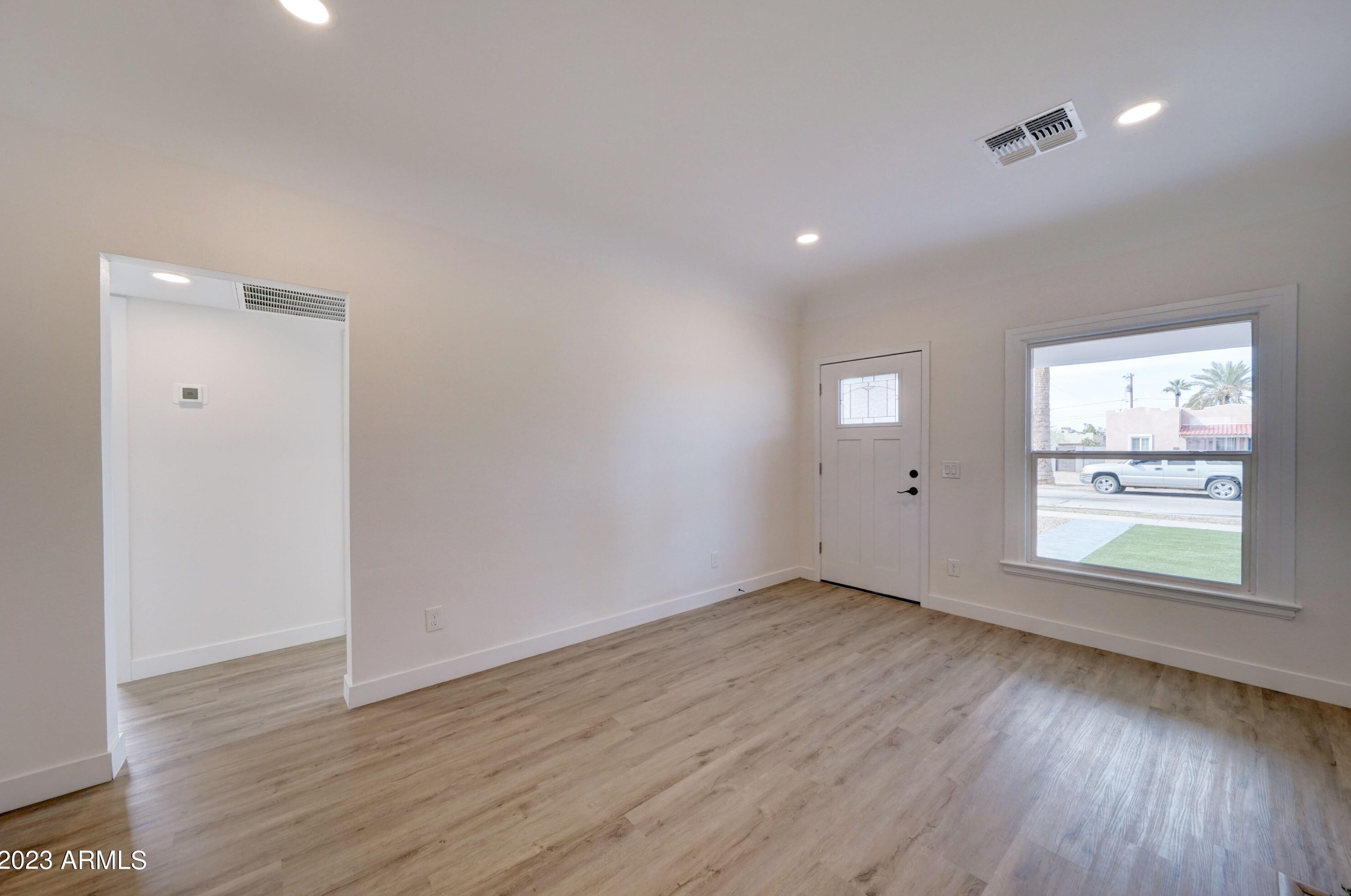 1517 Mckinley St, Phoenix AZ  85007-2220 exterior