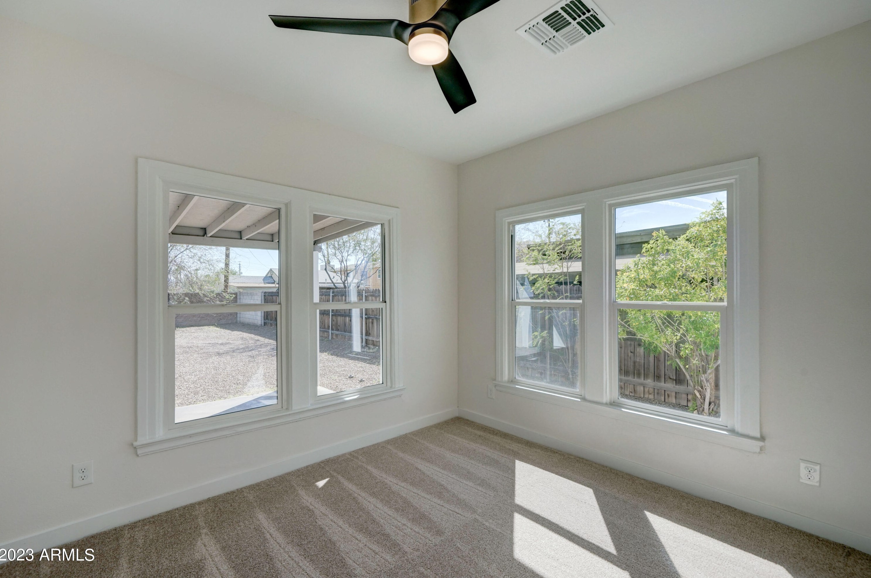 1517 Mckinley St, Phoenix AZ  85007-2220 exterior