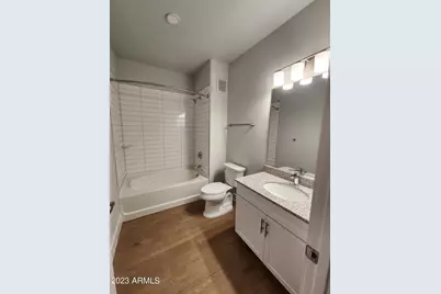 10529 E Hampton Avenue #B3, Mesa, AZ 85209 - Photo 9