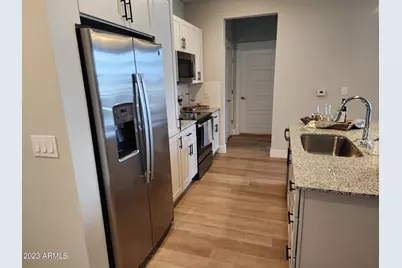 7460 N Zanjero Boulevard #B3, Glendale, AZ 85305 - Photo 3