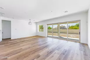 7583 W Gelding Dr, Peoria, AZ 85381 - Photo 15