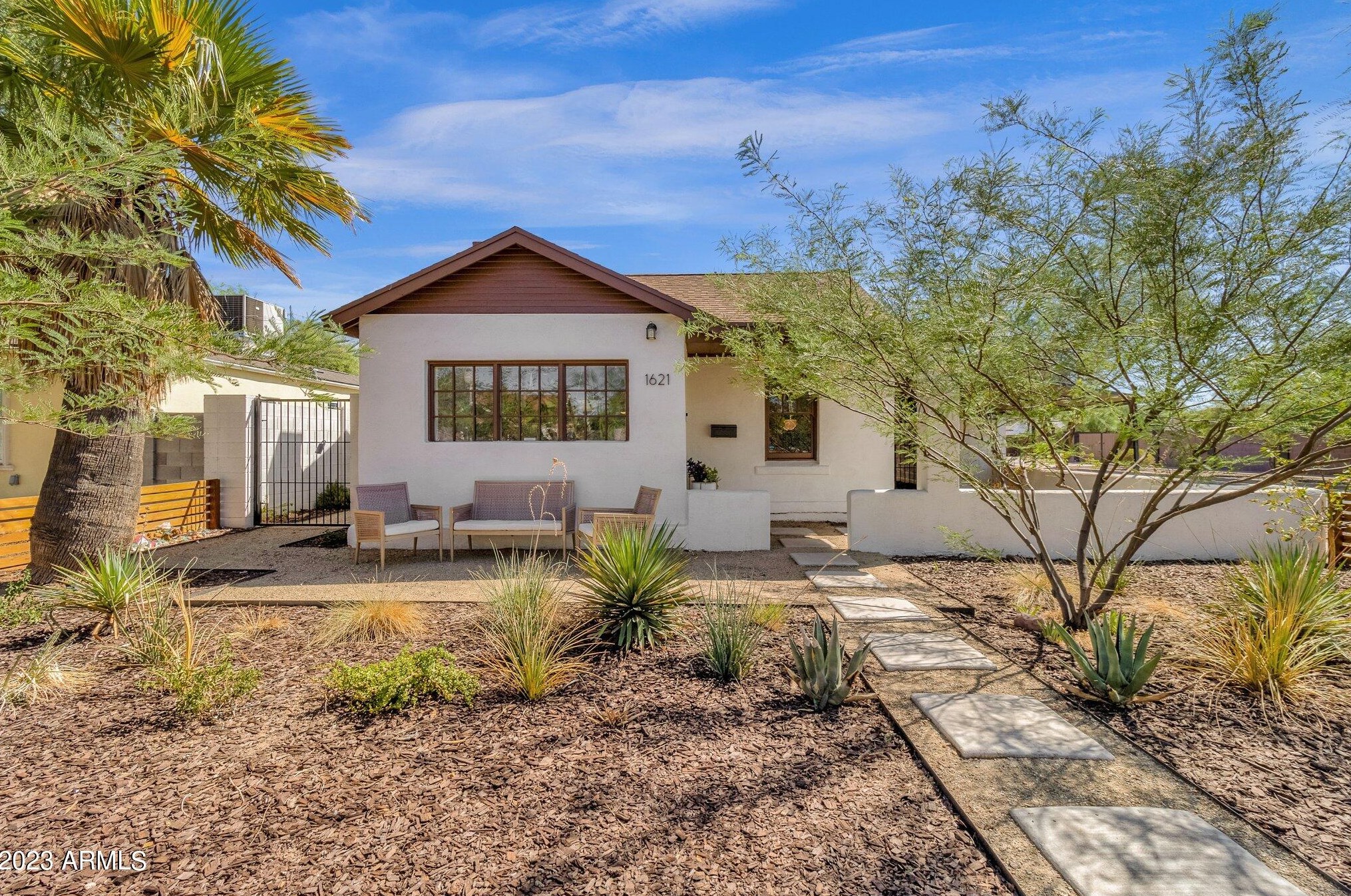 1621 Willetta St, Phoenix AZ  85007-1819 exterior