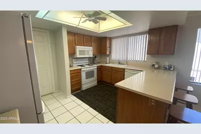 19609 N 98th Drive, Peoria, AZ 85382 - Photo 11