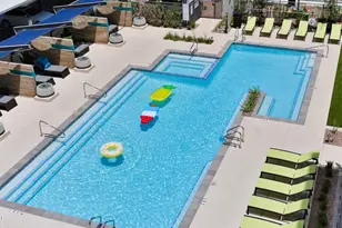 200 E Thomas Rd, Phoenix, AZ 85012 - Photo 9