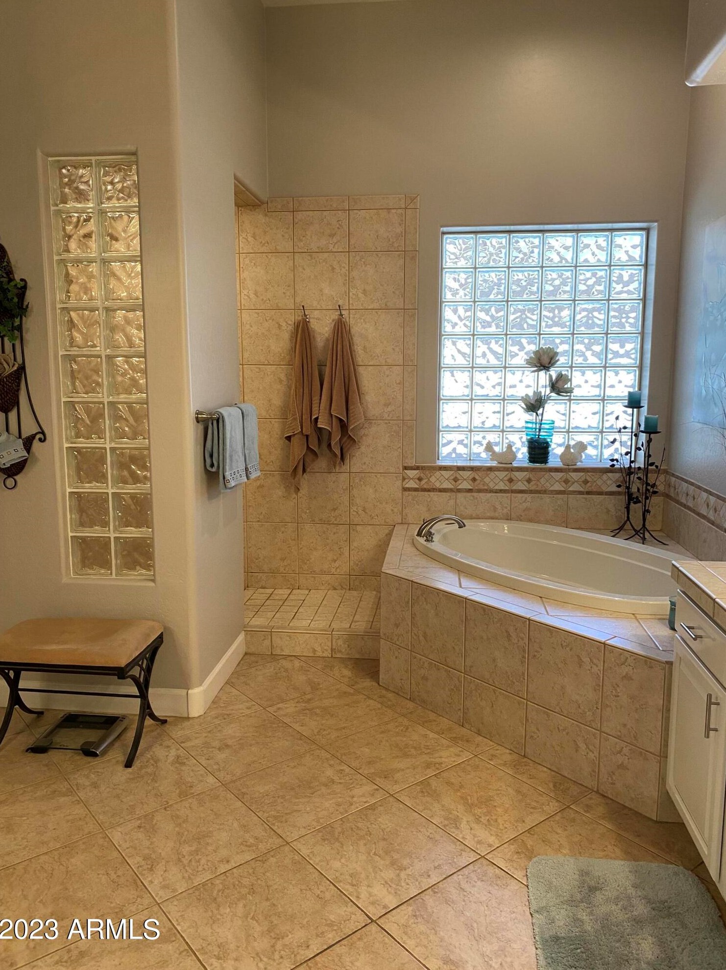 1727 Yosemite Pl, Chandler AZ 85248-4872 exterior