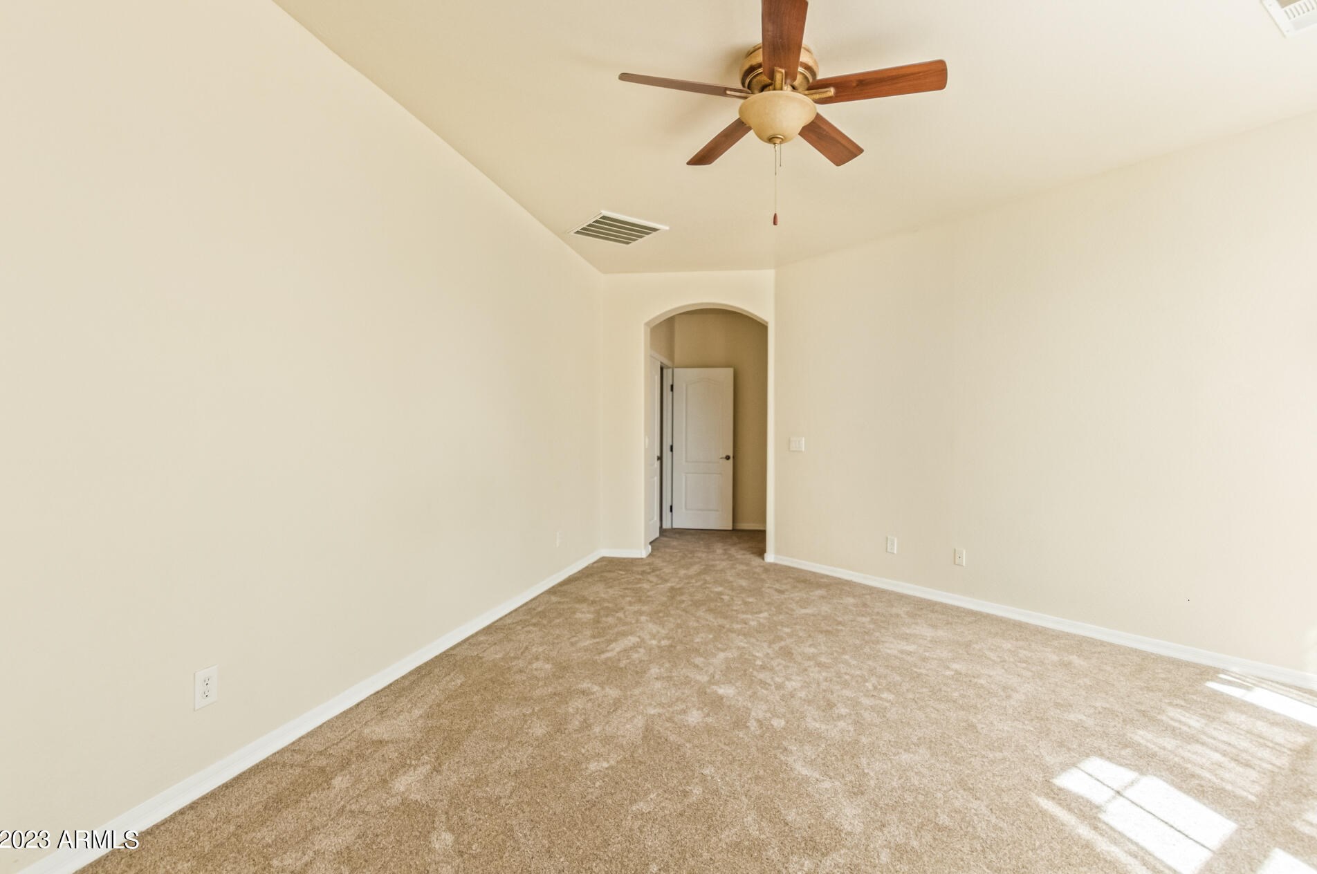 4008 Lydia Ln, Phoenix AZ  85041-4955 exterior