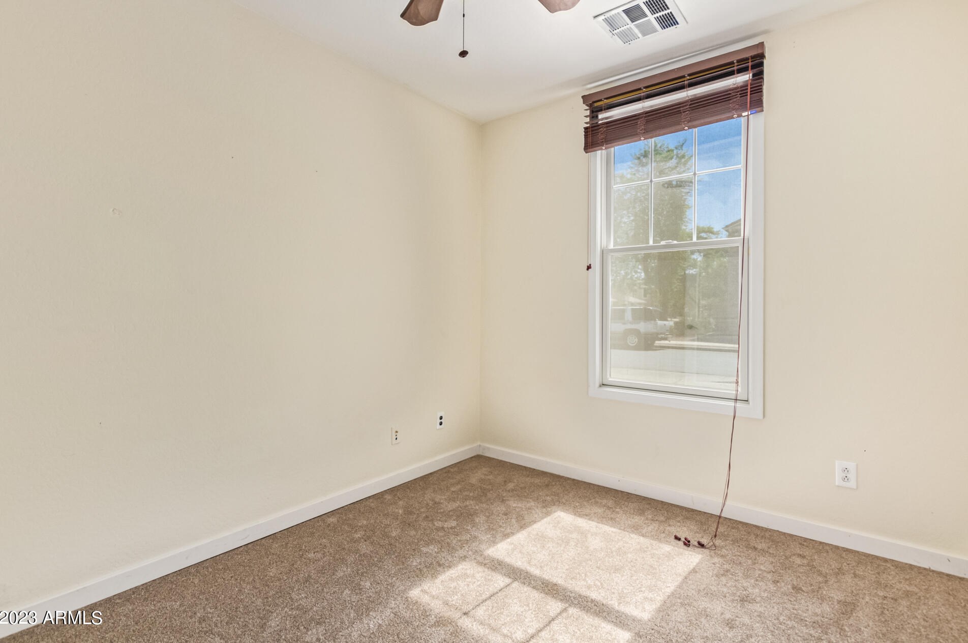 4008 Lydia Ln, Phoenix AZ  85041-4955 exterior