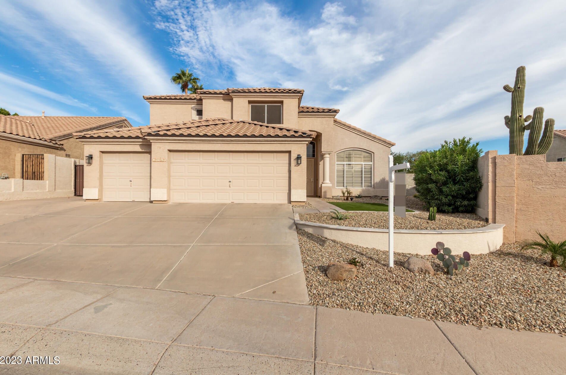 15409 17th Ave, Phoenix AZ  85023-3404 exterior