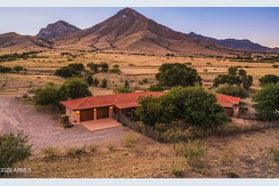 6867 E Vista Bonita Road, Hereford, AZ 85615 - Photo 1