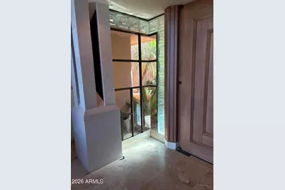 15 Biltmore Estates Drive, Phoenix, AZ 85016 - Photo 9
