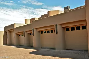 15 Biltmore Estates Dr, Phoenix, AZ 85016 - Photo 37