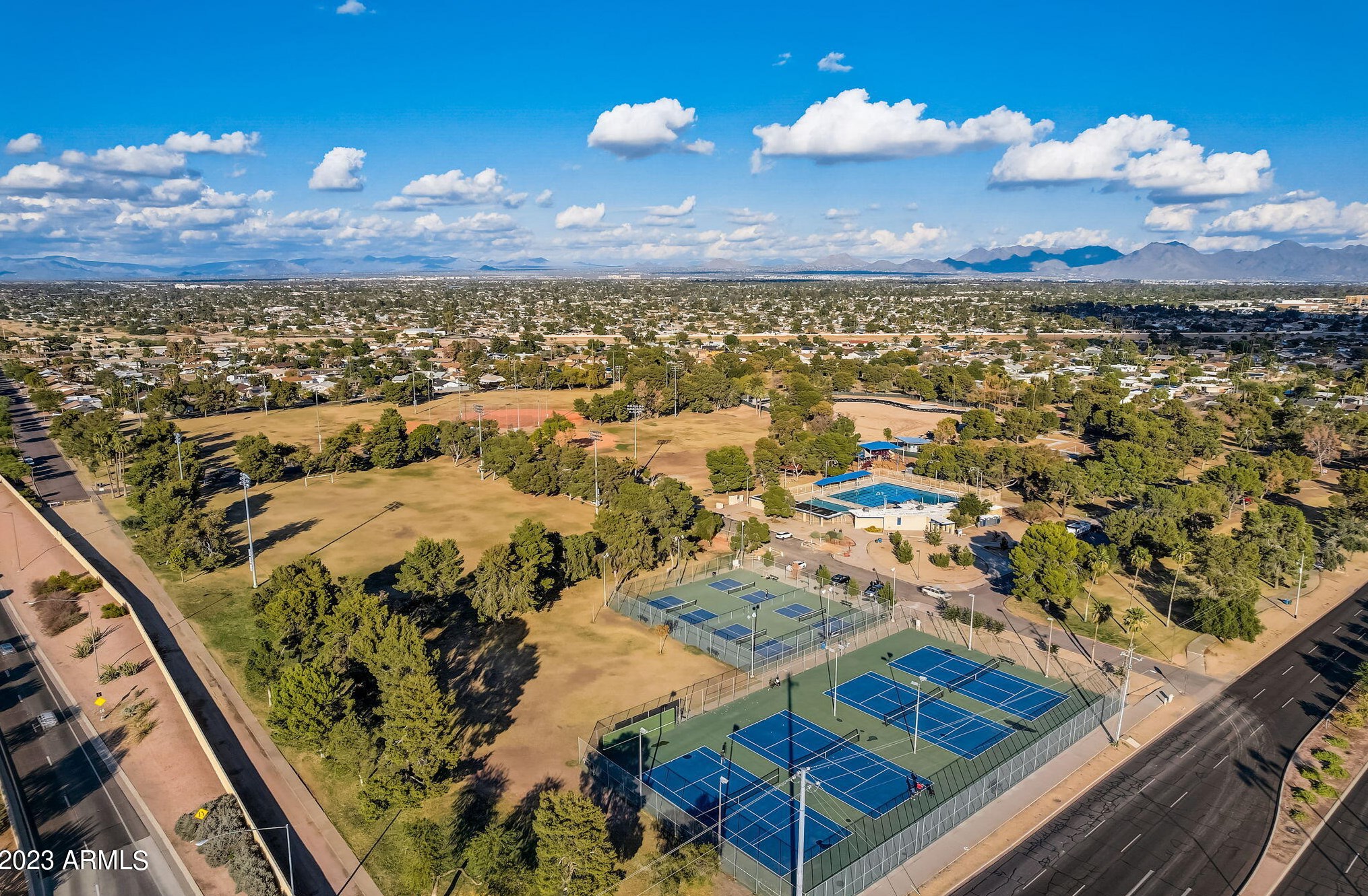 3615 Sweetwater Ave, Phoenix AZ 85032-6729 exterior