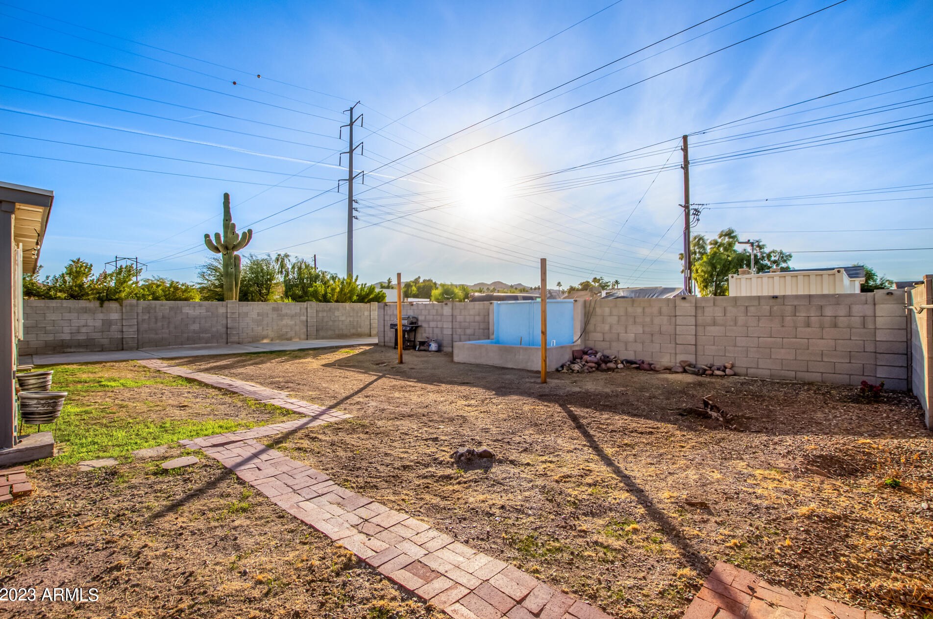 7038 46 St, Phoenix AZ 85042-6428 exterior