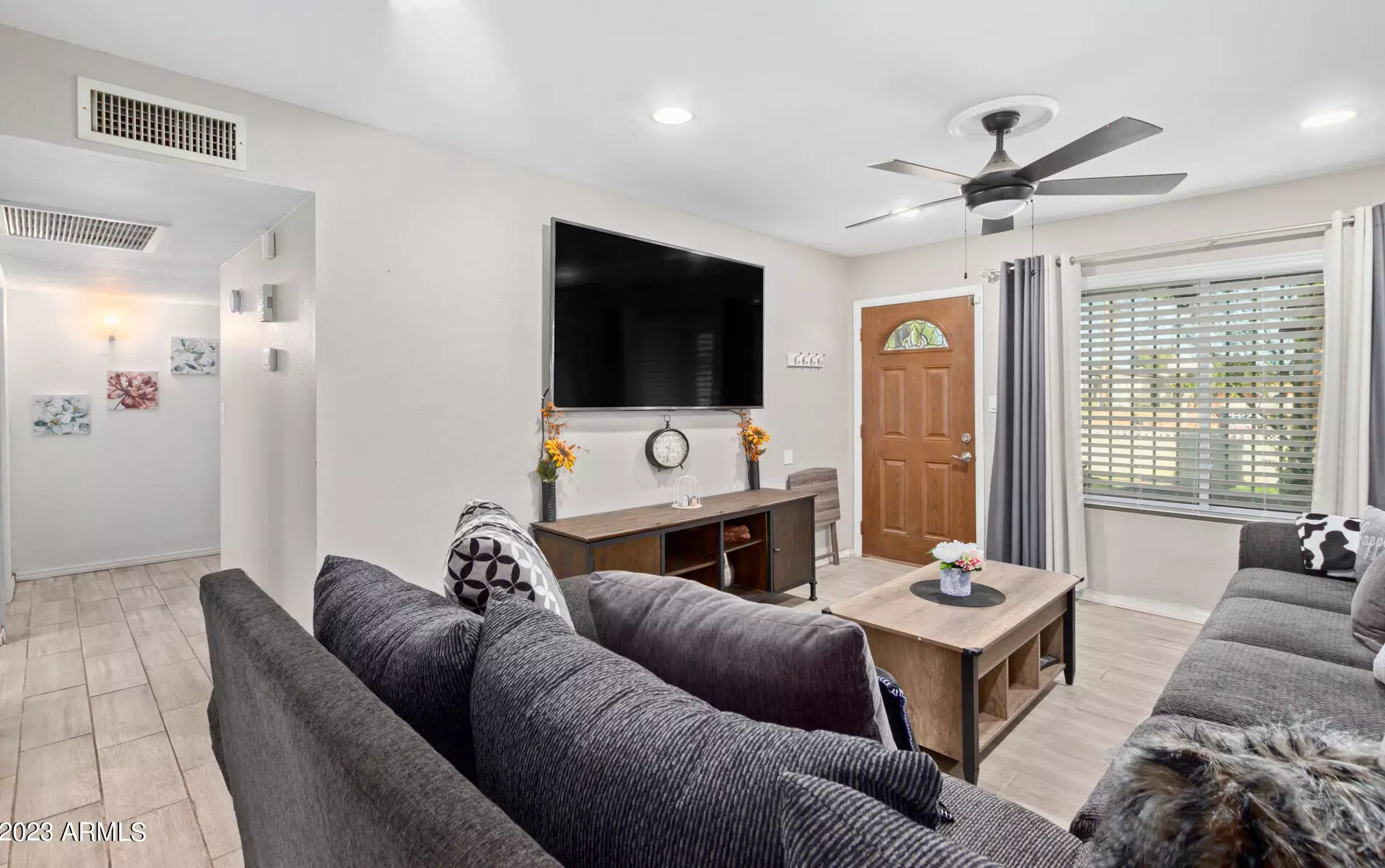 7038 46 St, Phoenix AZ 85042-6428 exterior