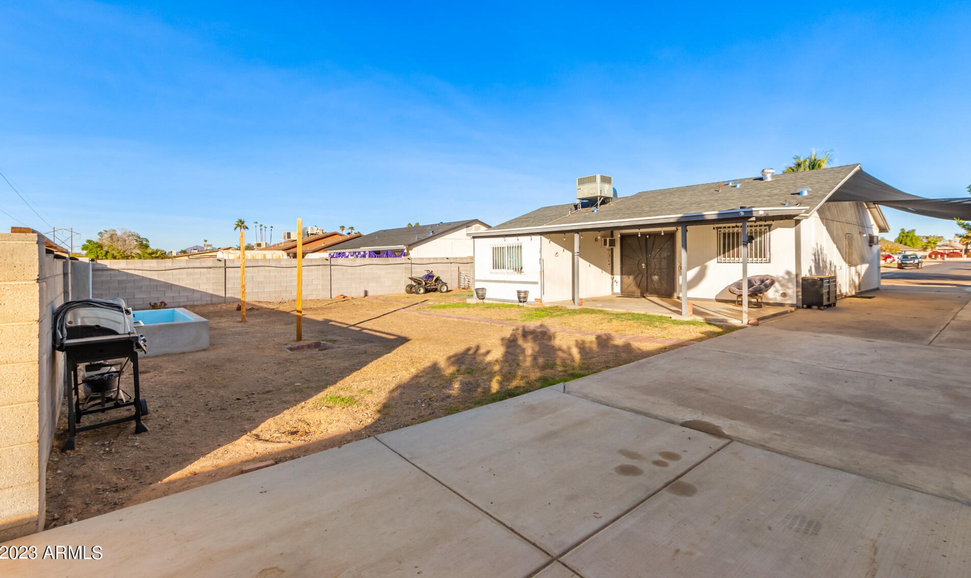 7038 46 St, Phoenix AZ 85042-6428 exterior