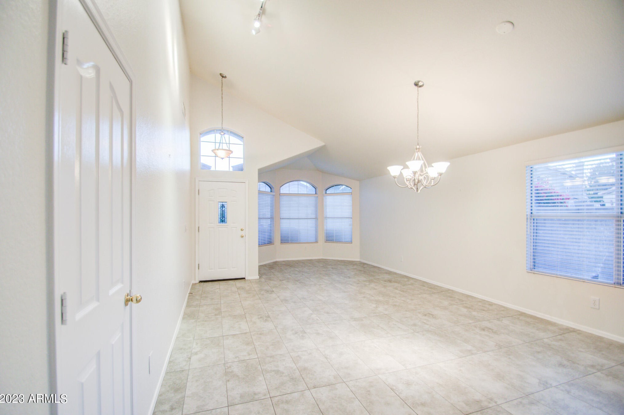 3216 Muirwood Dr, Phoenix AZ  85048-5806 exterior