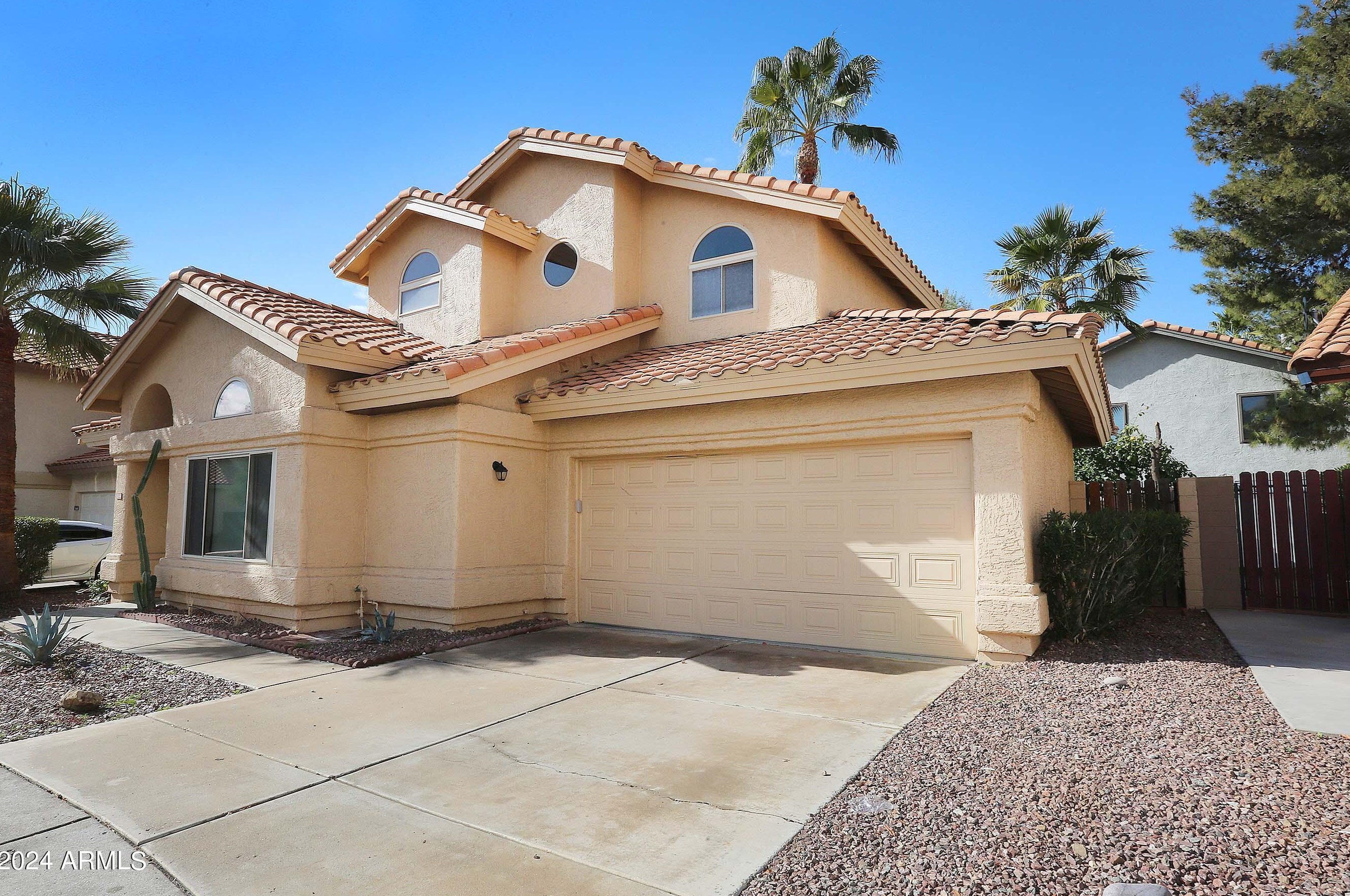 18444 45th Pl, Phoenix AZ  85032-1566 exterior