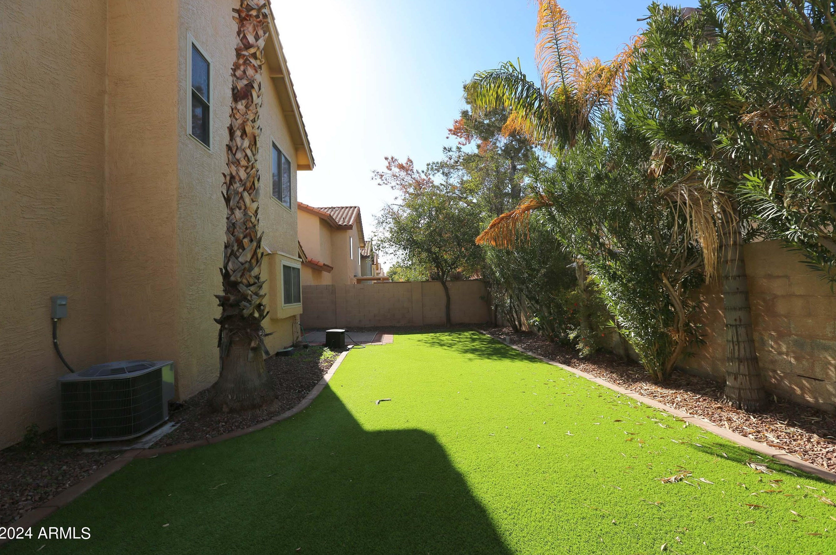 18444 45th Pl, Phoenix AZ  85032-1566 exterior