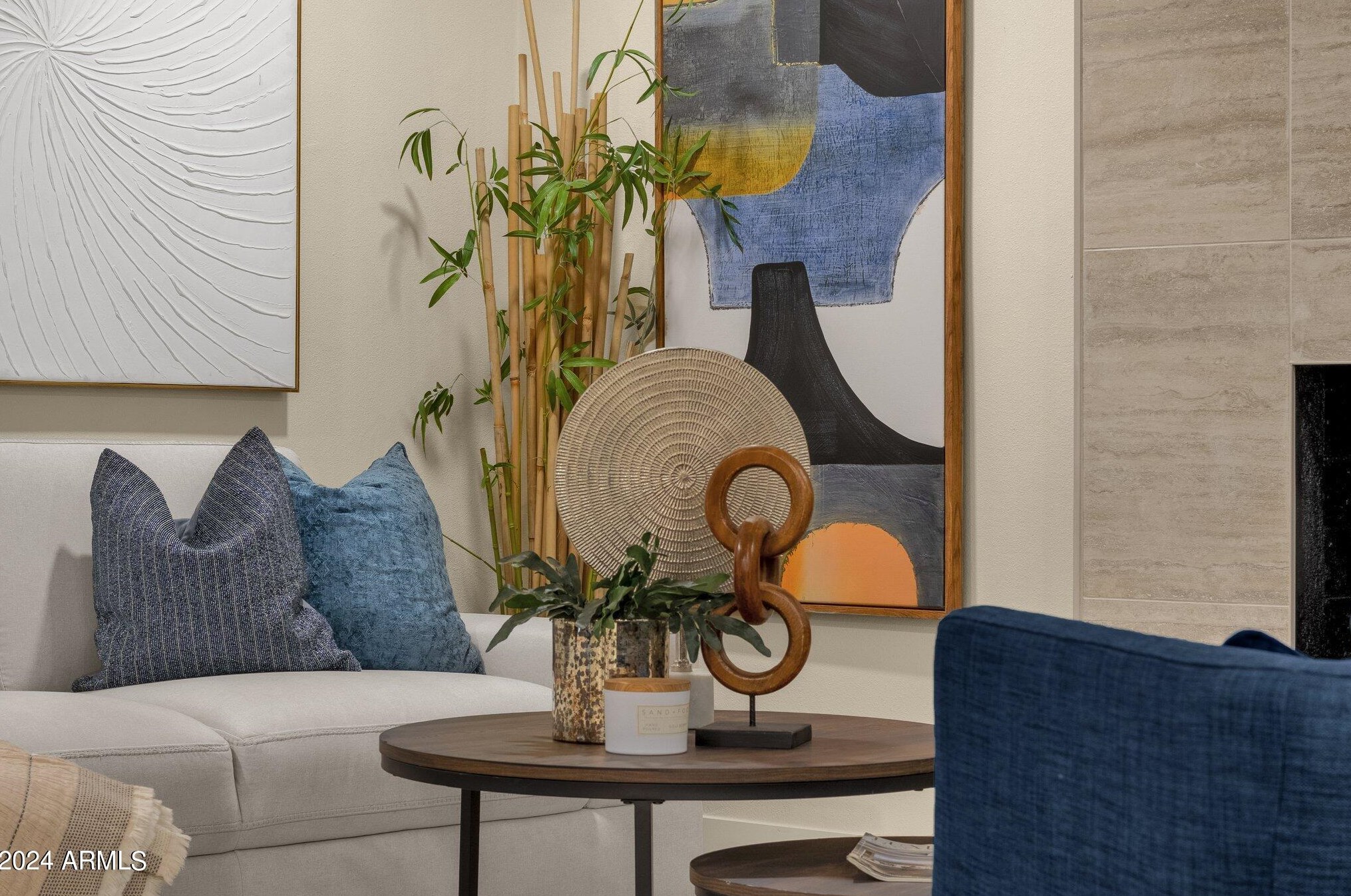 223 Pine Valley Dr, Phoenix AZ  85023-5284 exterior