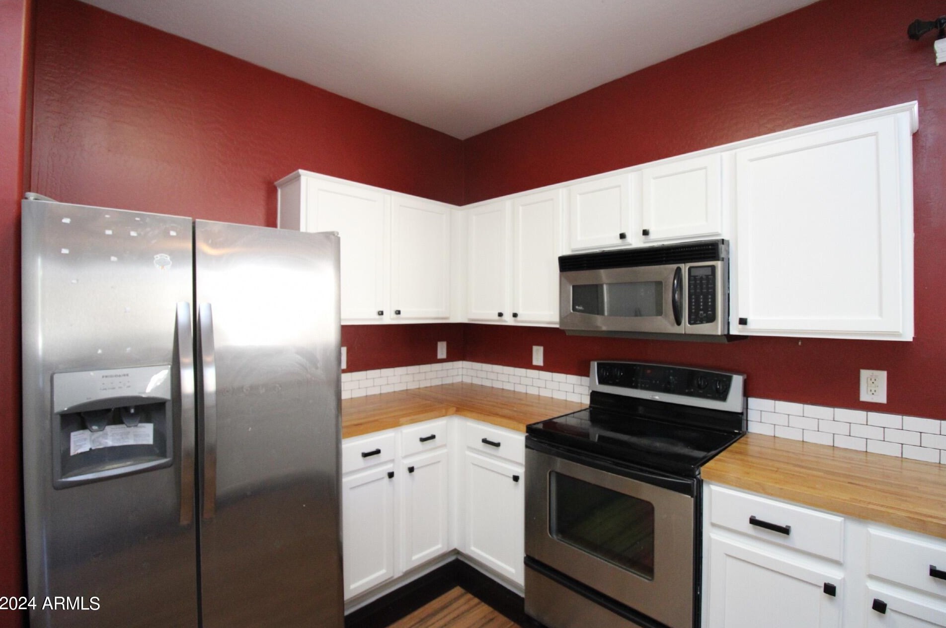 5149 Warner St, Phoenix AZ  85043-1987 exterior