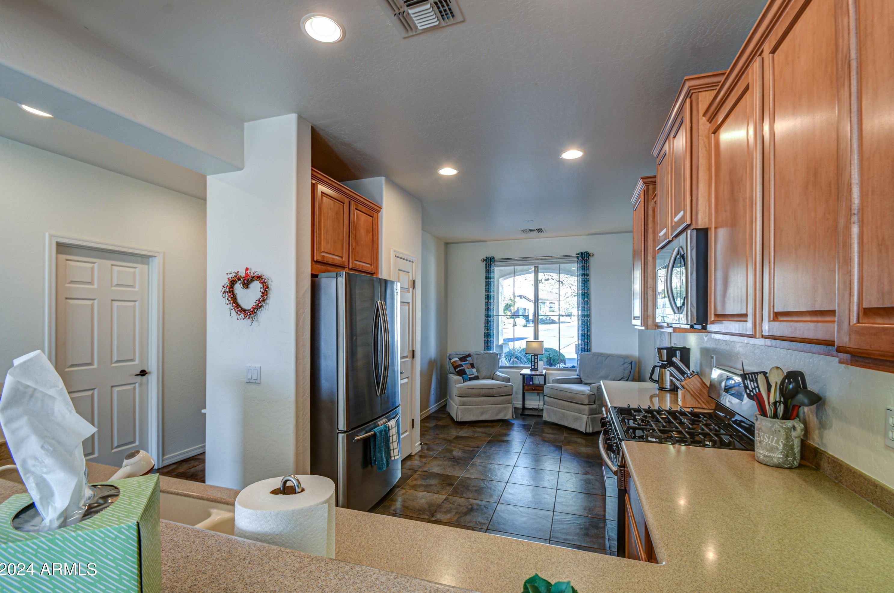 270 Twin Peaks Pkwy, San Tan Valley AZ  85143-5828 exterior