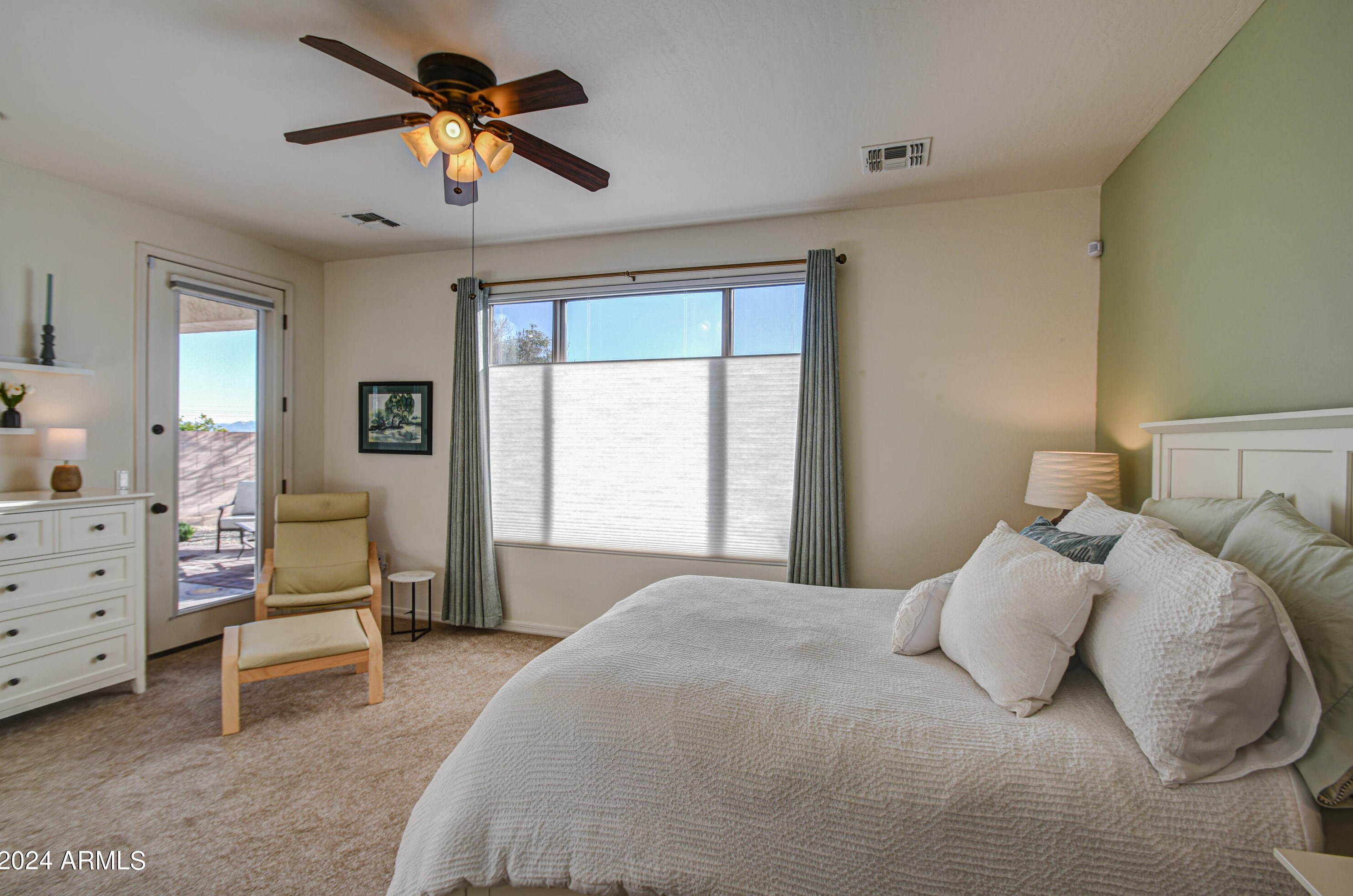 270 Twin Peaks Pkwy, San Tan Valley AZ  85143-5828 exterior