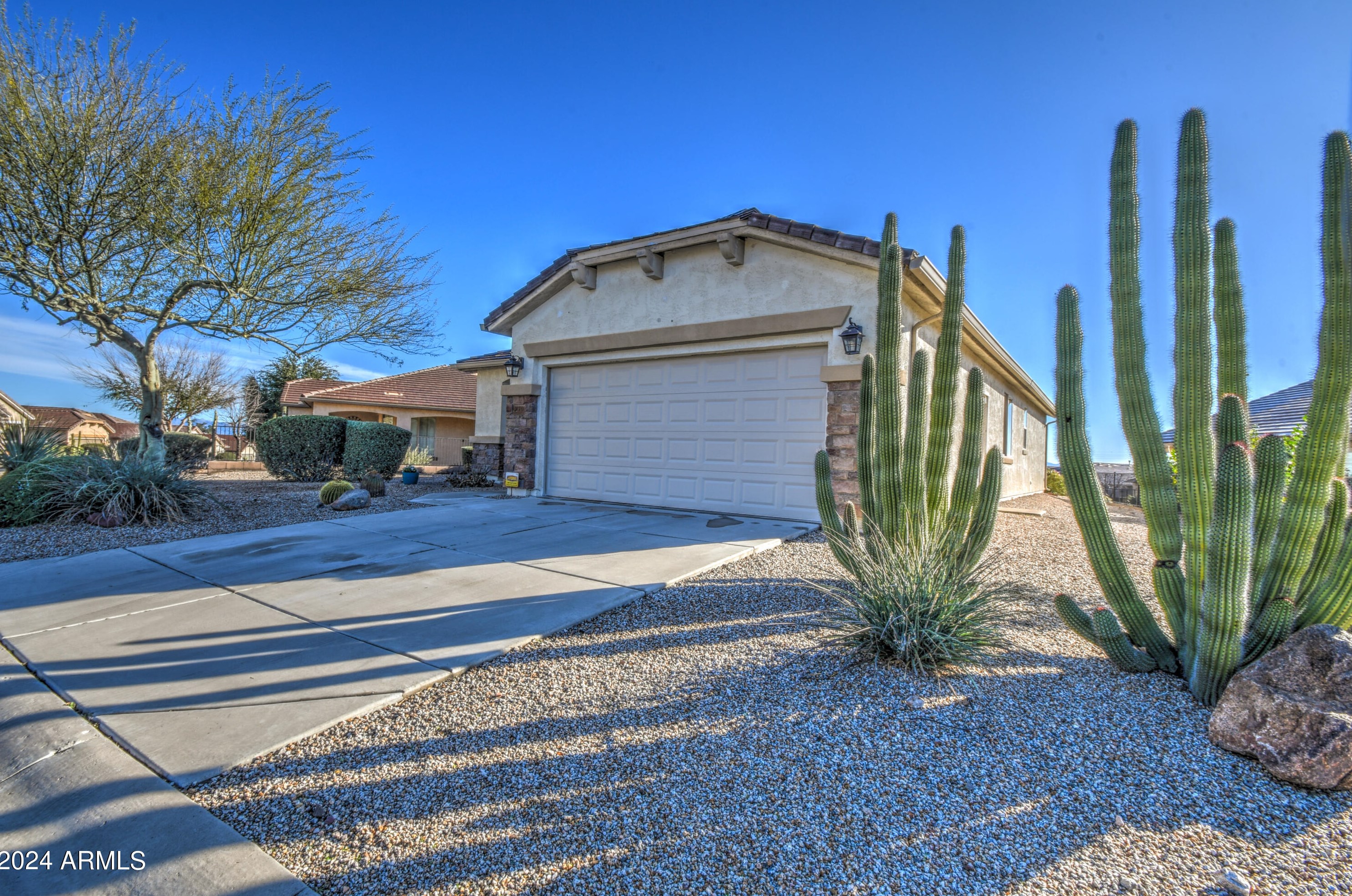 270 Twin Peaks Pkwy, San Tan Valley AZ  85143-3016 exterior