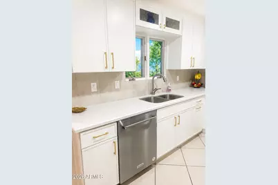 5200 S Lakeshore Drive #128, Tempe, AZ 85283 - Photo 3