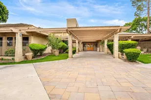 5200 S Lakeshore Dr, Tempe, AZ 85283 - Photo 9