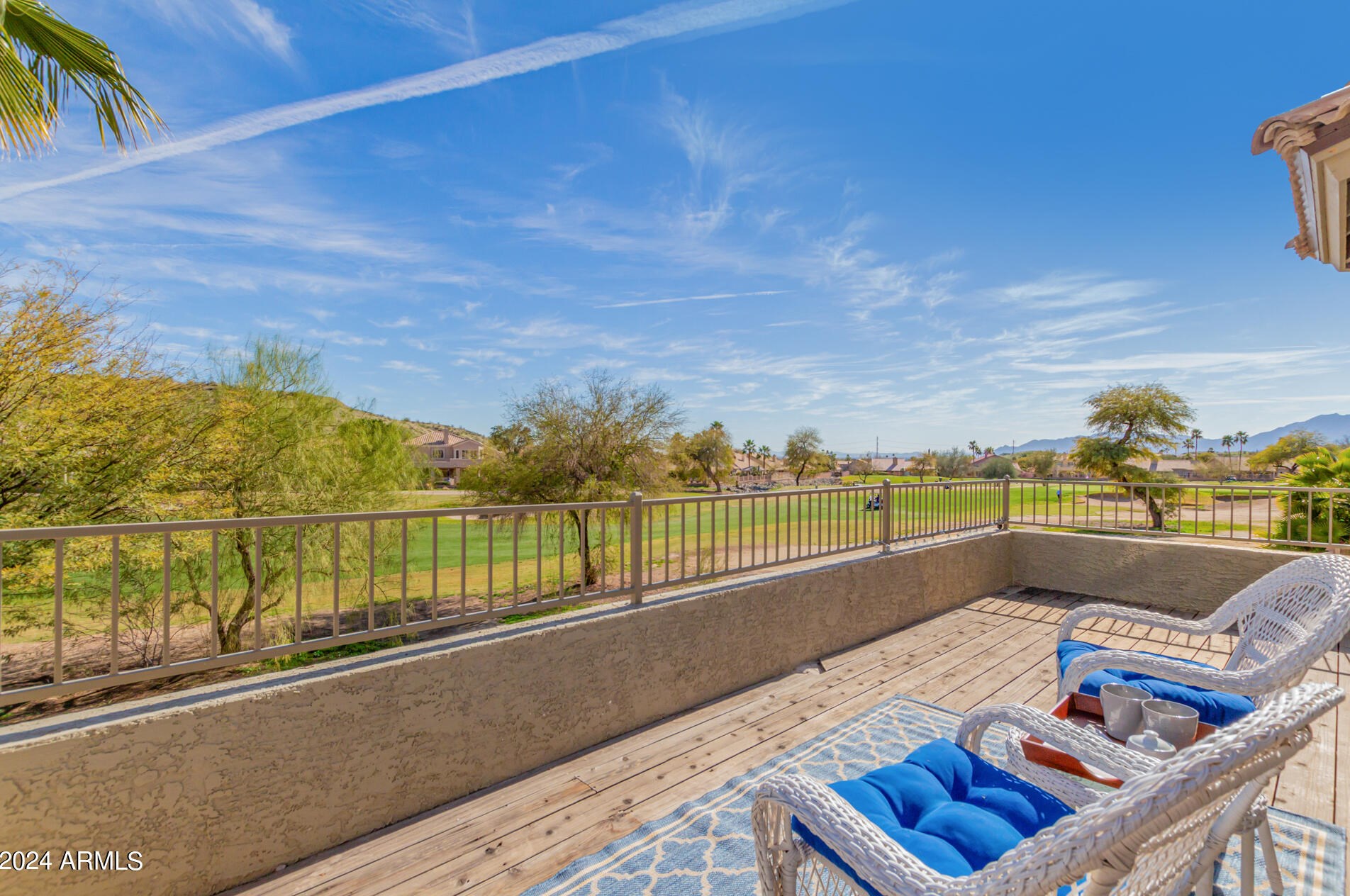 1367 Amberwood Dr, Phoenix AZ  85045-0605 exterior
