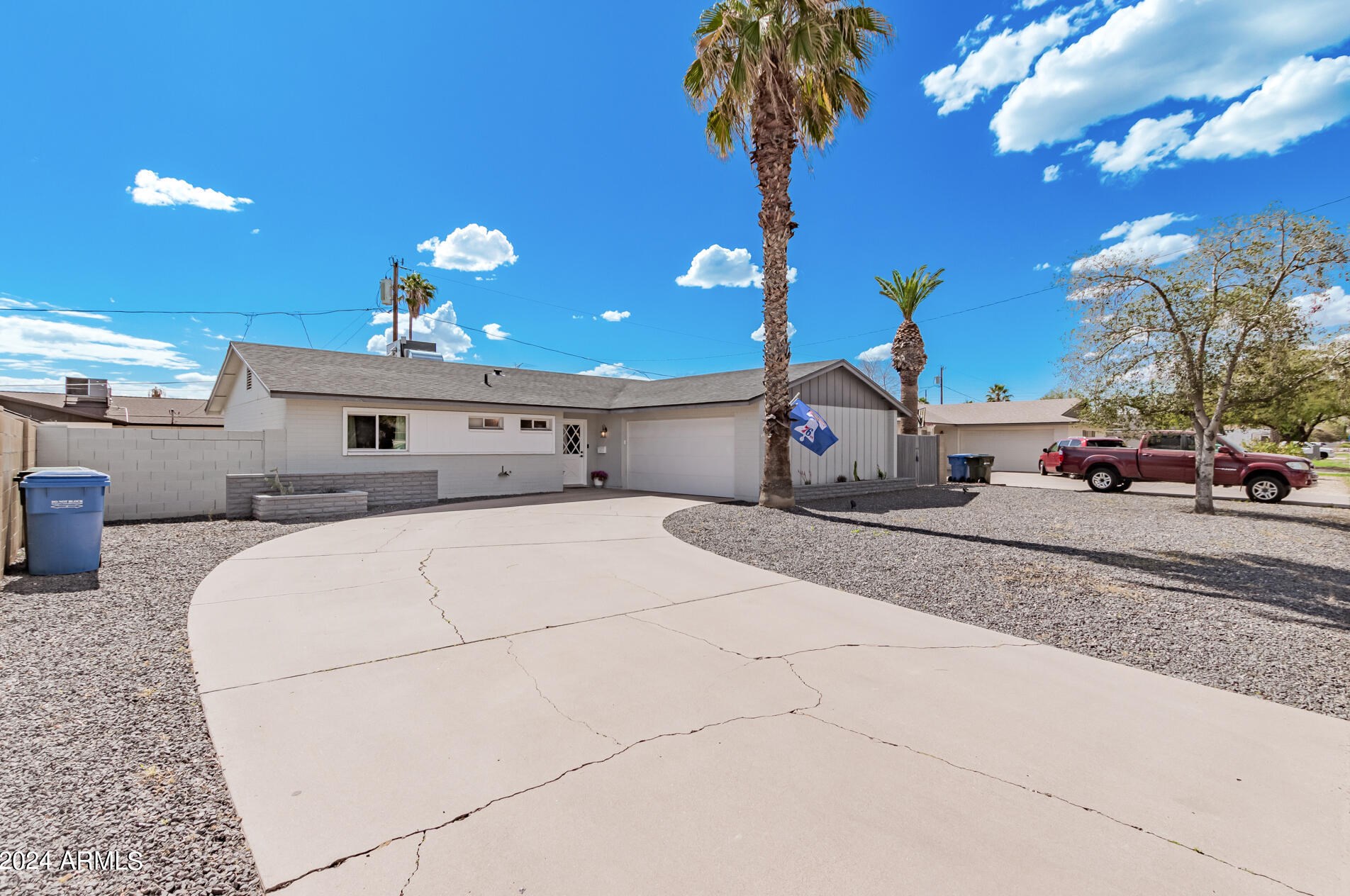 3239 Presidio Rd, Phoenix AZ  85032-6121 exterior