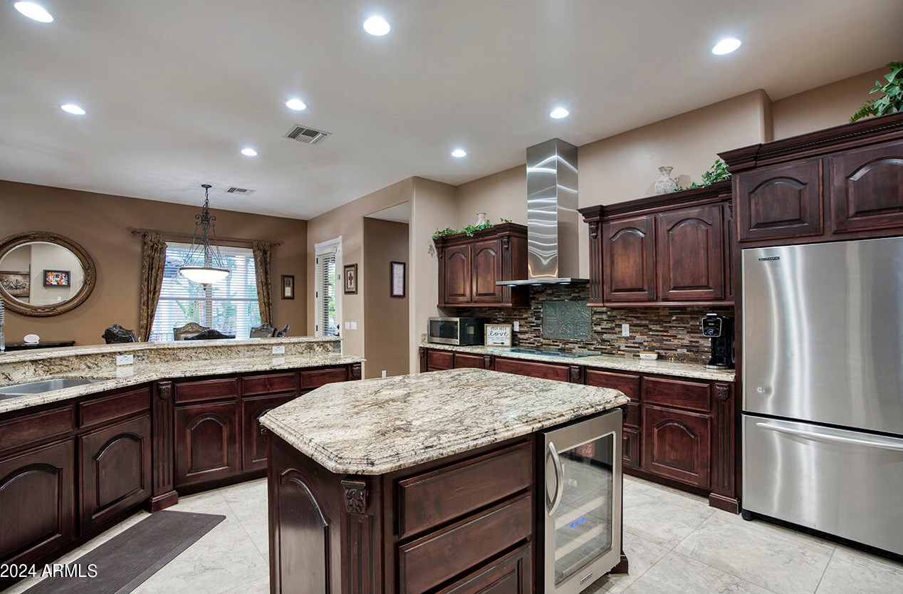 10416 Camino De Oro, Peoria AZ  85383-1165 exterior
