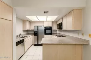 17404 N 99th Ave, Sun City, AZ 85373 - Photo 11