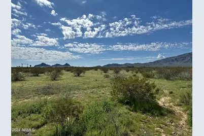 00Xx N 529th Ave Parcel 3B -- #-, Aguila, AZ 85320 - Photo 3