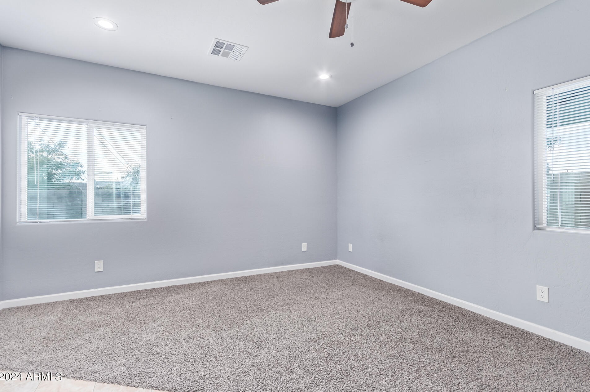 910 27th Ave, Phoenix AZ  85009-3612 exterior