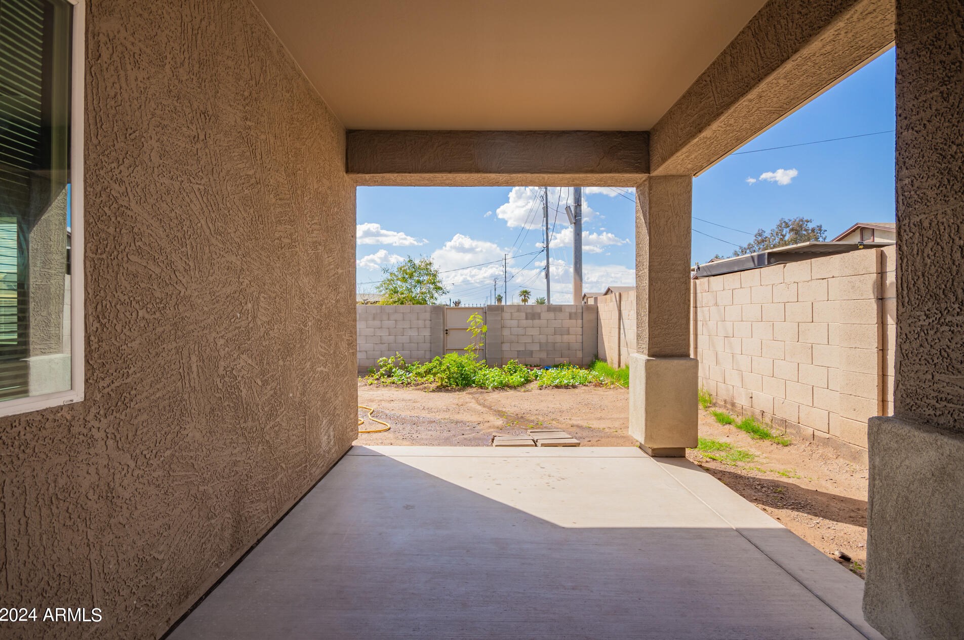 910 27th Ave, Phoenix AZ  85009-3612 exterior