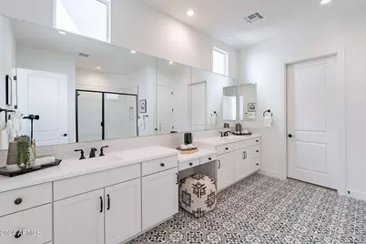 17187 W Piperton Street, Surprise, AZ 85388 - Photo 5