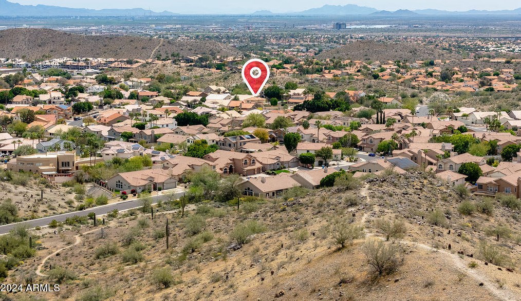 3339 Granite Vw Dr, Phoenix AZ 85044-7072 exterior