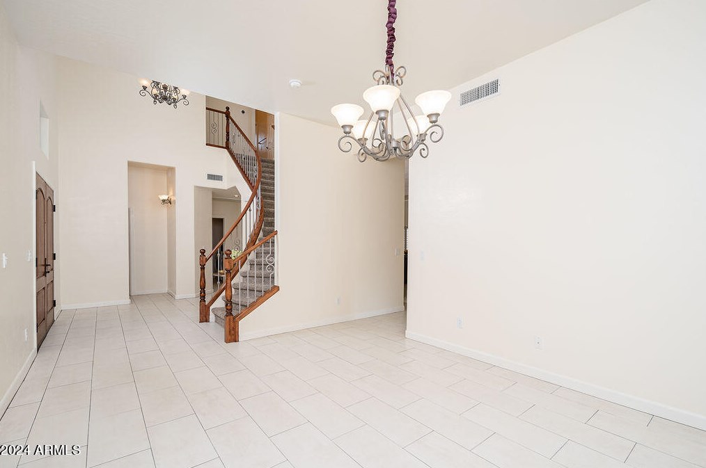 3339 Granite Vw Dr, Phoenix AZ 85044-7072 exterior