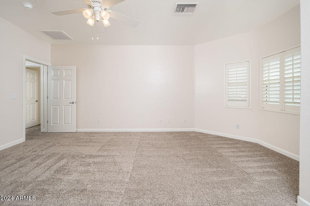 3339 Granite Vw Dr, Phoenix AZ 85044-7072 exterior