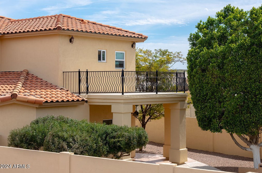 3339 Granite Vw Dr, Phoenix AZ 85044-7072 exterior