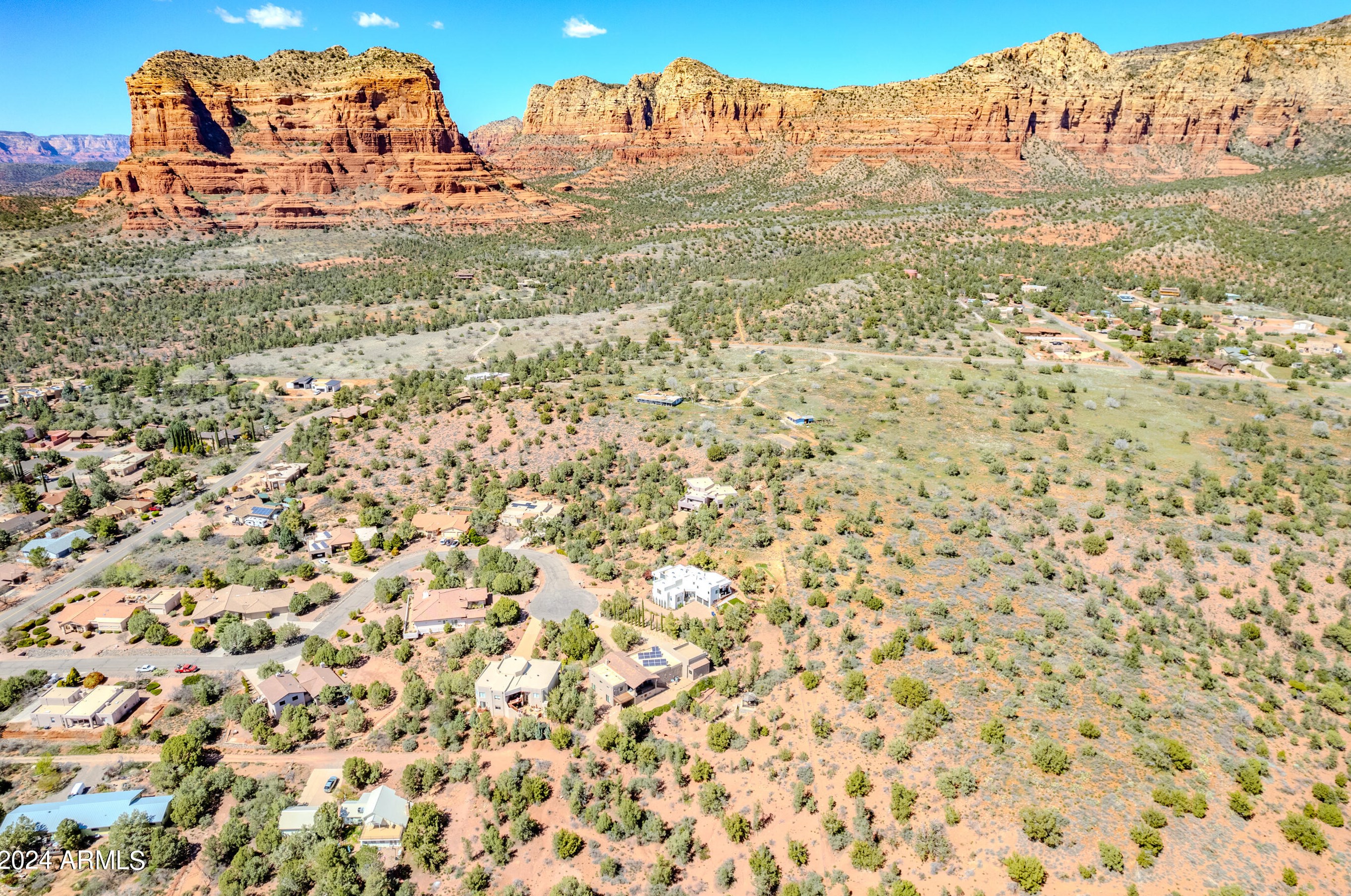 160 Pinon Valley Dr, Sedona AZ 86351-9111 exterior