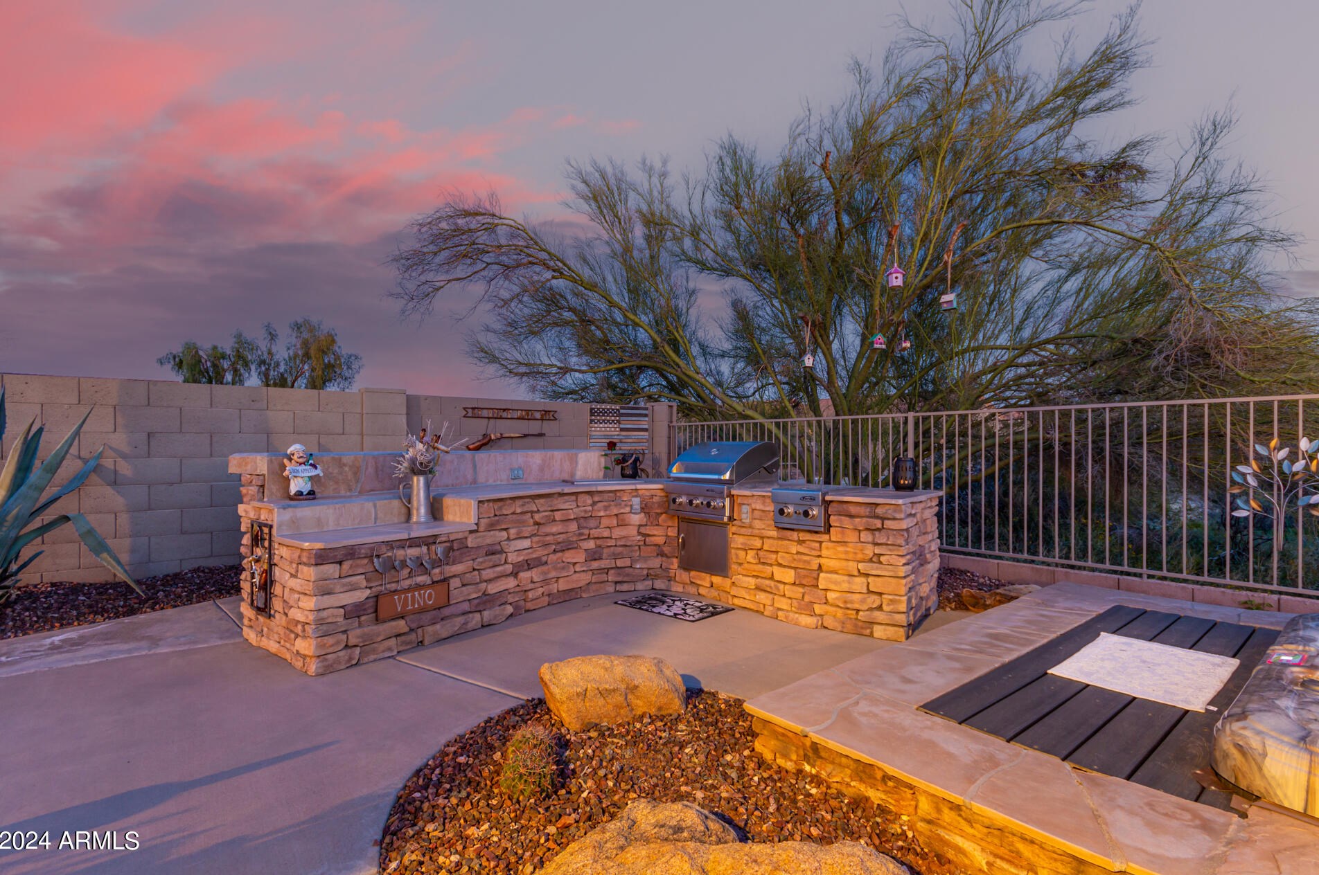 5259 Forest Pleasant Pl, Cave Creek AZ  85331-5563 exterior