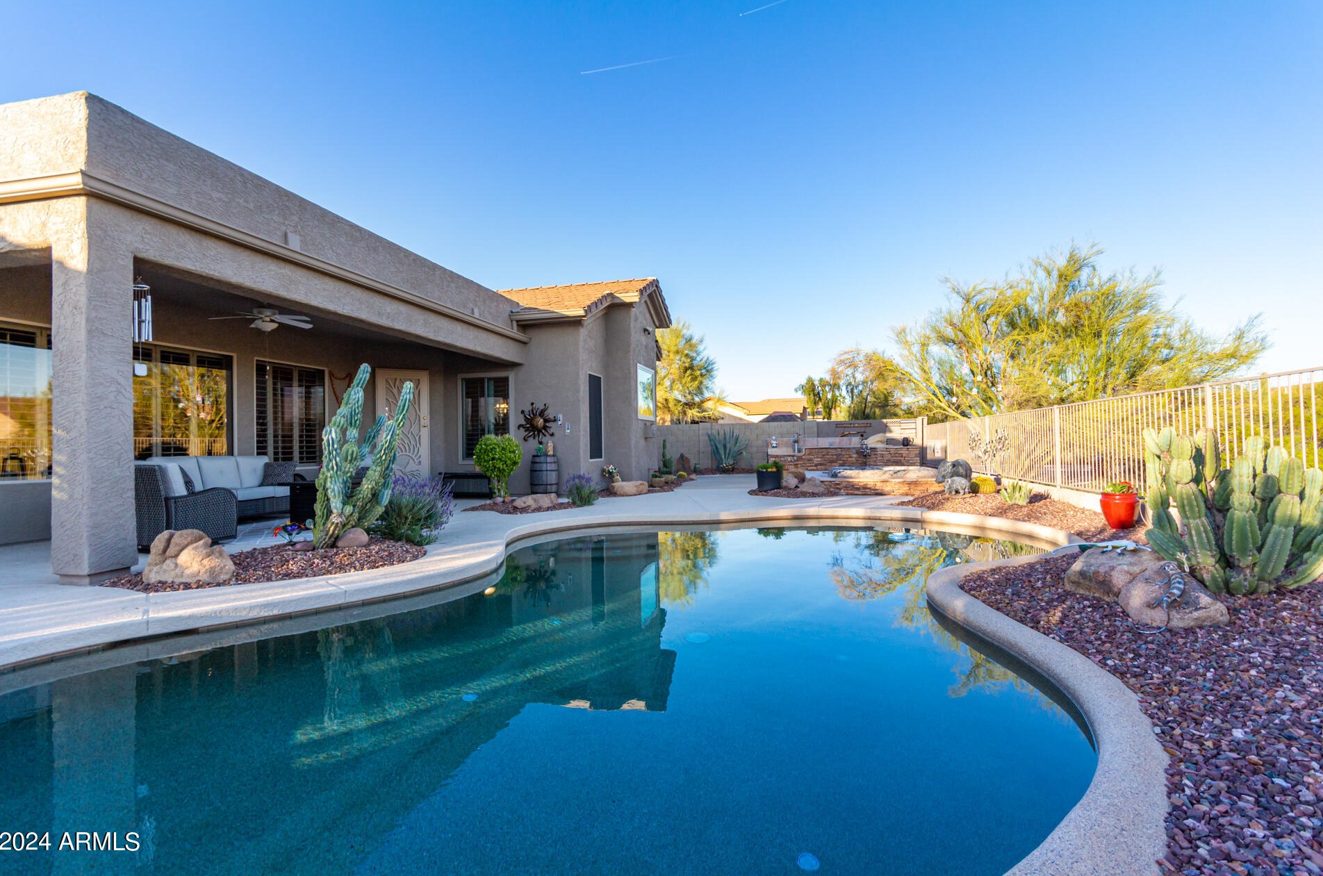 5259 Forest Pleasant Pl, Cave Creek AZ  85331-5563 exterior