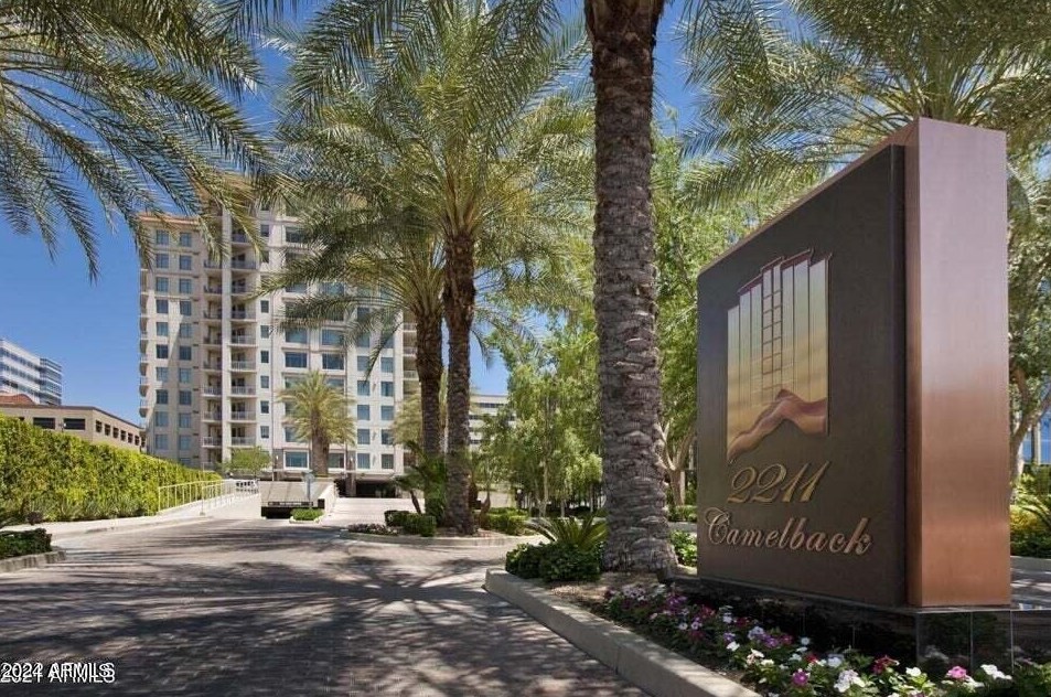 2211 Camelback Rd, Phoenix AZ 85015-3446 exterior