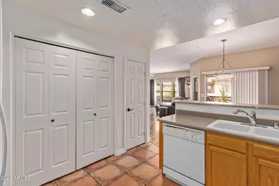 19700 N 76th Street #2036, Scottsdale, AZ 85255 - Photo 7