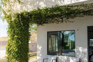 227 W Jomax Rd, Phoenix, AZ 85085 - Photo 39