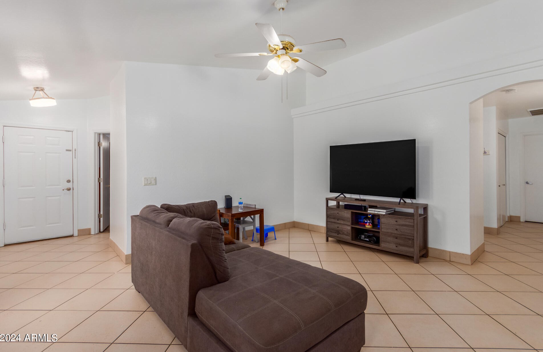 8917 Catalina Dr, Phoenix AZ  85037-3235 exterior